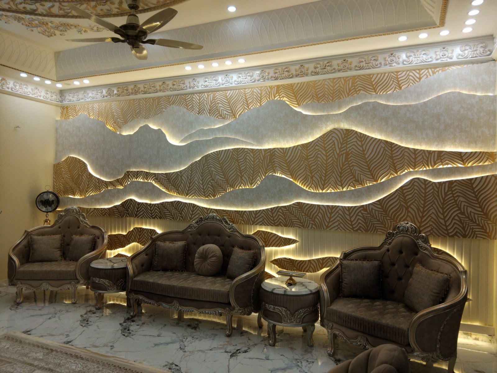 Classic wall moulding